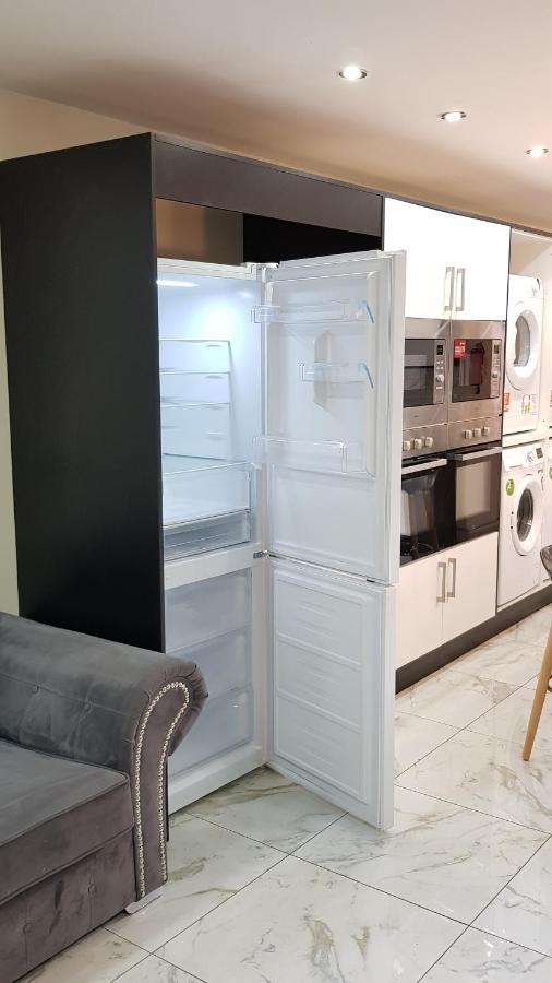 Double Ensuite Rooms Near City Centre Бирмингам Екстериор снимка