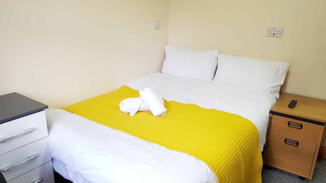 Double Ensuite Rooms Near City Centre Бирмингам Екстериор снимка