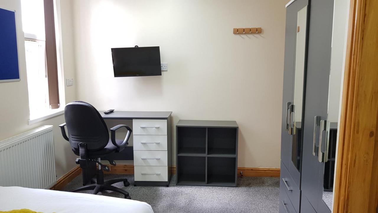 Double Ensuite Rooms Near City Centre Бирмингам Екстериор снимка