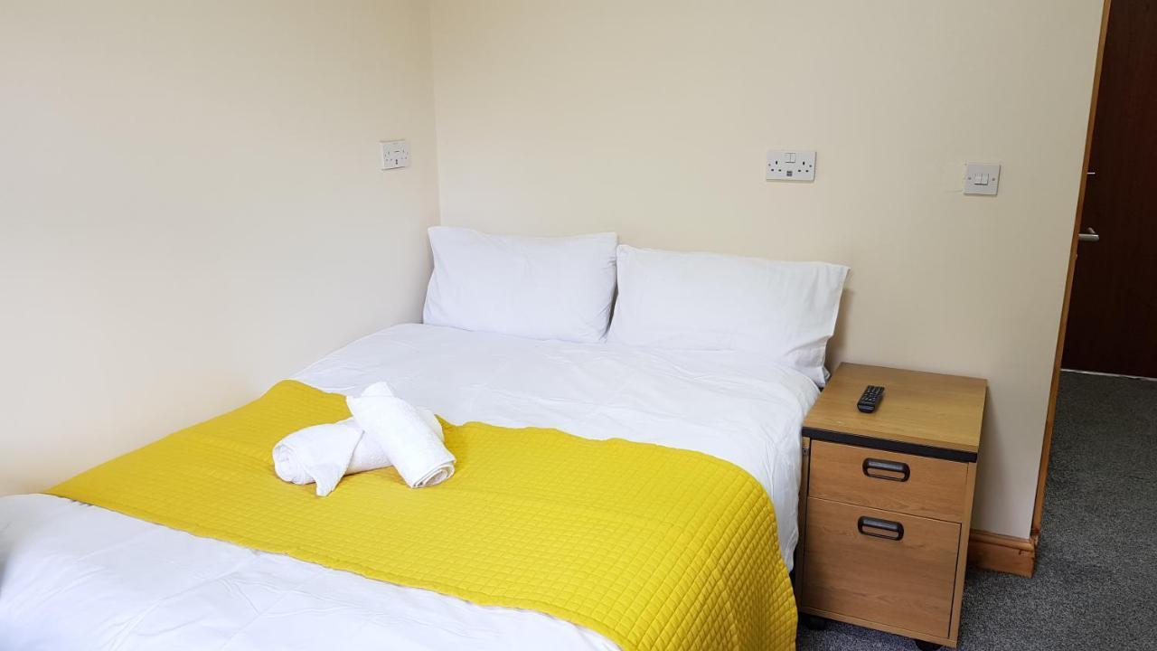 Double Ensuite Rooms Near City Centre Бирмингам Екстериор снимка