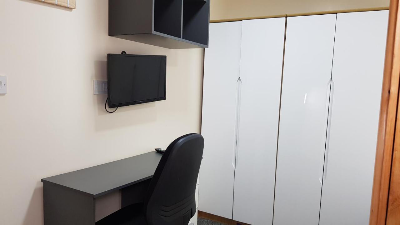 Double Ensuite Rooms Near City Centre Бирмингам Екстериор снимка