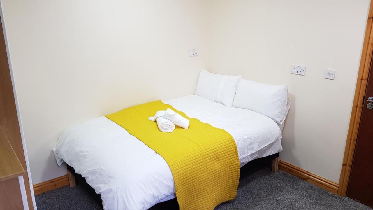 Double Ensuite Rooms Near City Centre Бирмингам Екстериор снимка